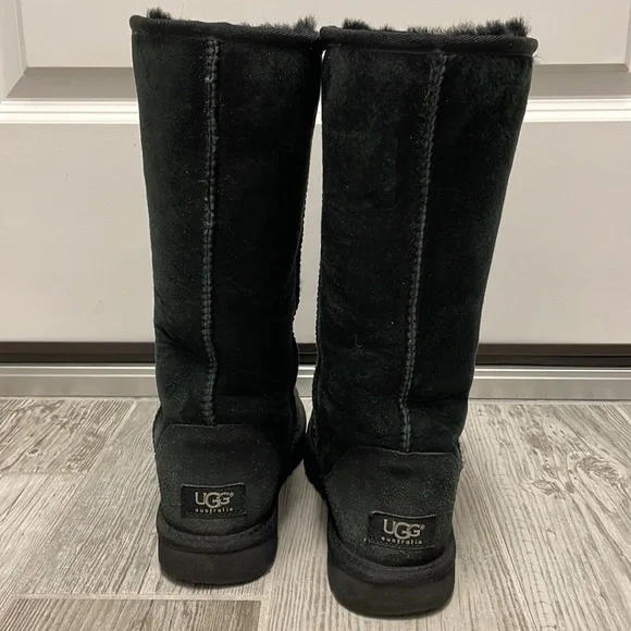 Uggs tall - black - size 7 - Picture 3 of 7